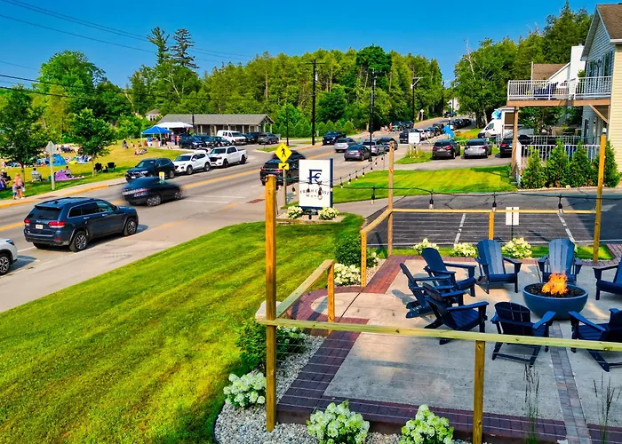 Fresh Coast Motel